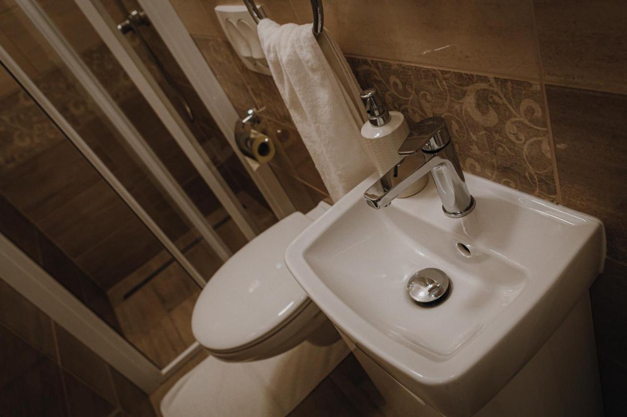 Dozsa Apartman Szeged Eksteriør bilde