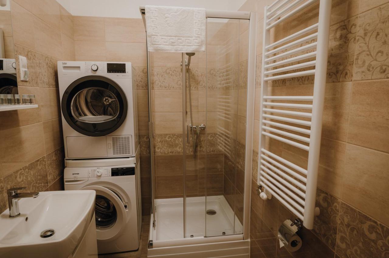 Dozsa Apartman Szeged Eksteriør bilde