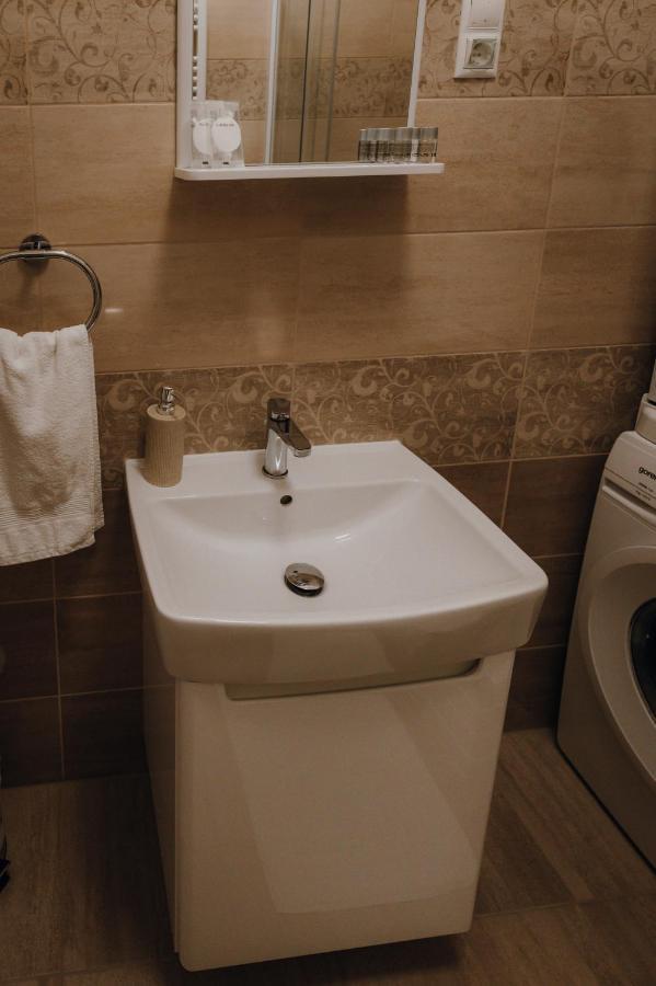 Dozsa Apartman Szeged Eksteriør bilde